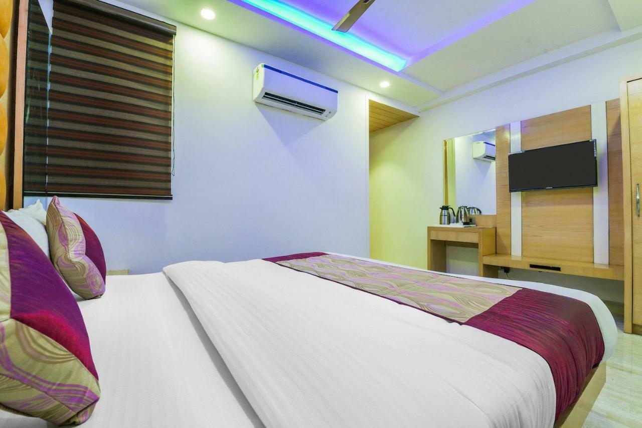 Hotel Maa Sharda Indore Eksteriør billede